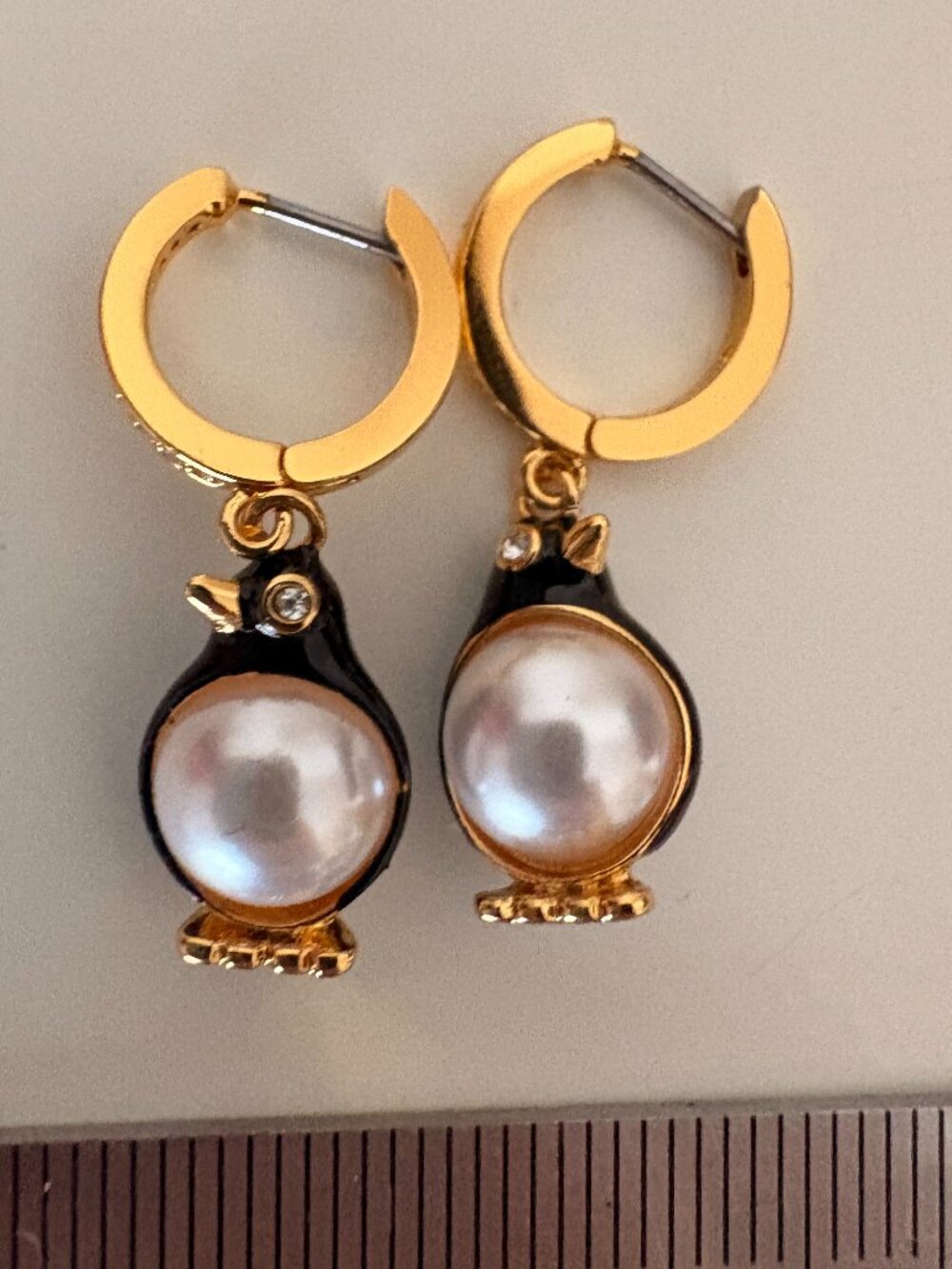 Kate Spade Penguin Pearl Pavé Huggie Earrings Gold Black
